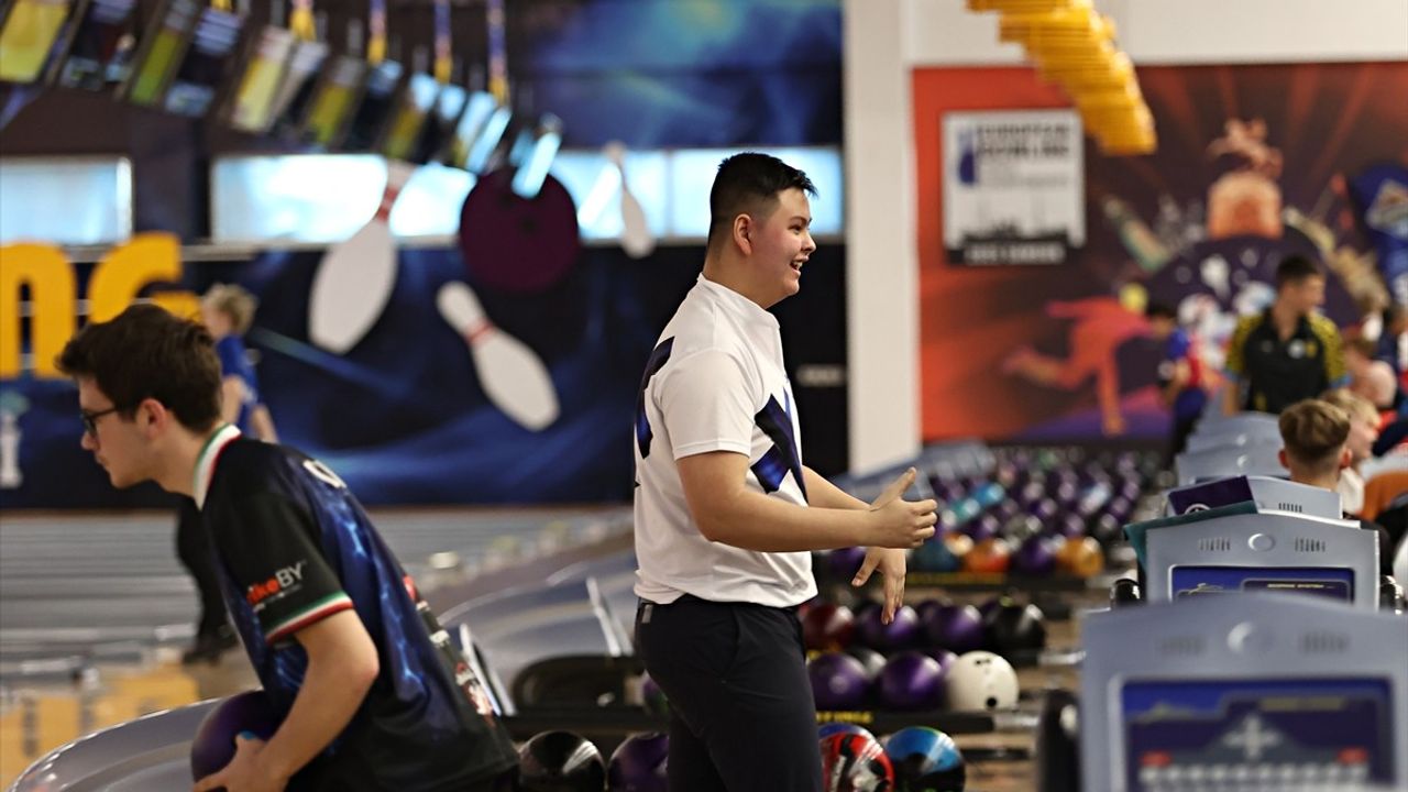 Gençler Avrupa Bowling Şampiyonası'nda Hedef Madalyalar