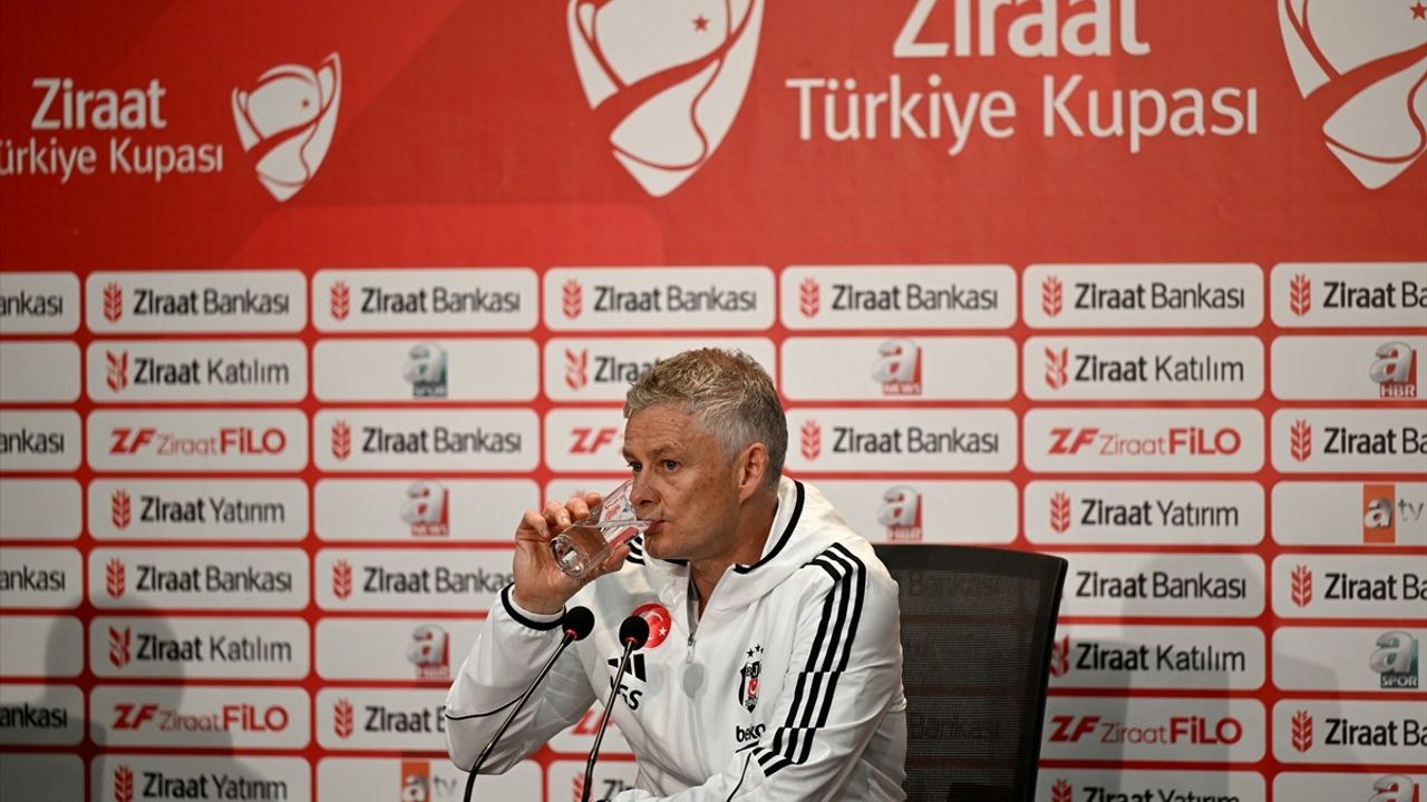 Göztepe Teknik Direktörü Stanimir Stoilov, Beşiktaş Maçını Değerlendirdi