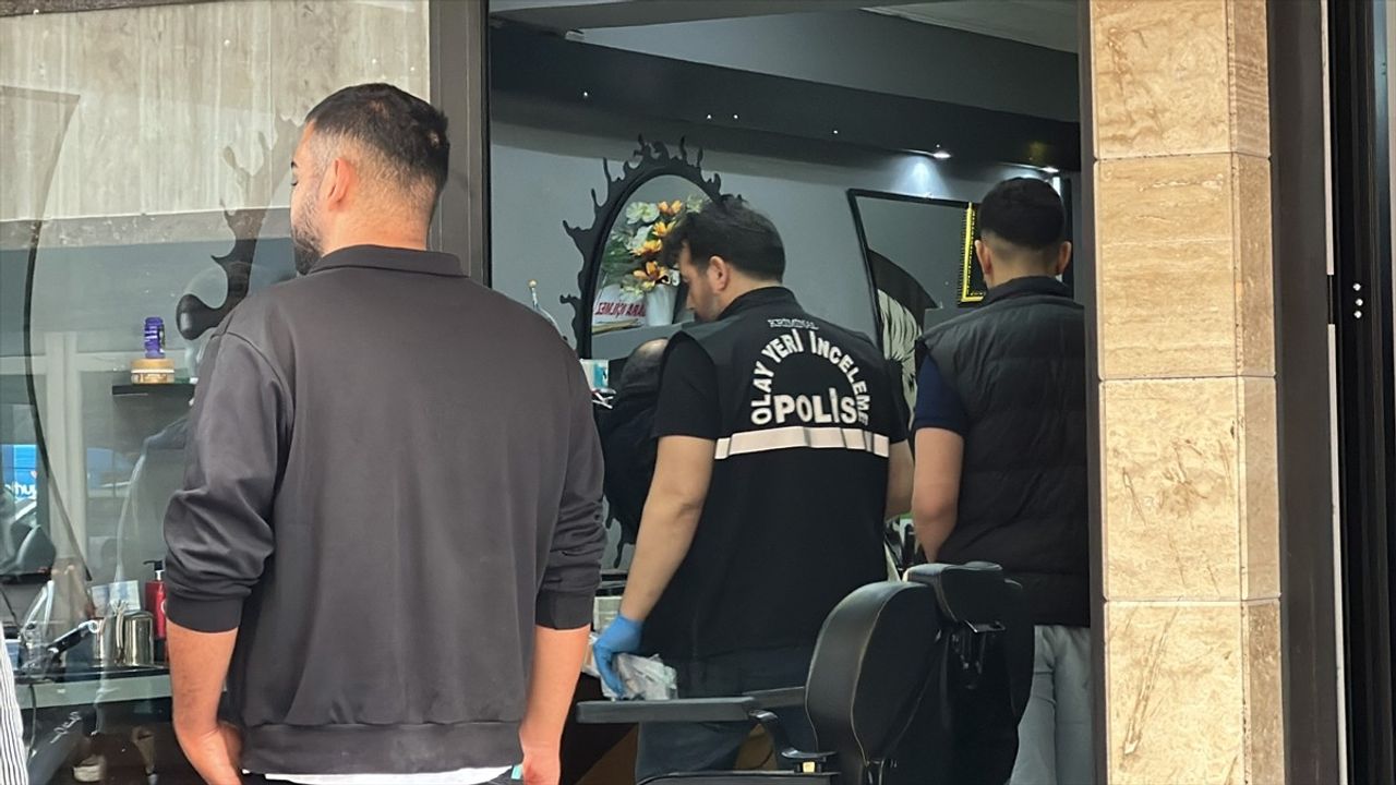 Hatay'da Berber Dükkanına Silahlı Saldırı: İki Şüpheli Gözaltına Alındı