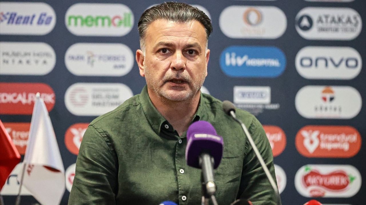 Hatayspor Teknik Direktörü Murat Şahin: 'Önümüze bakacağız'