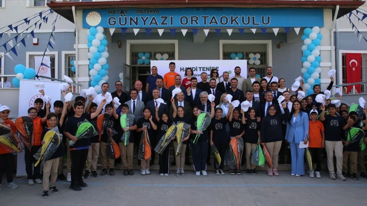 Haydi Tenise Projesi 11 Deprem İlinde Eş Zamanlı Başladı