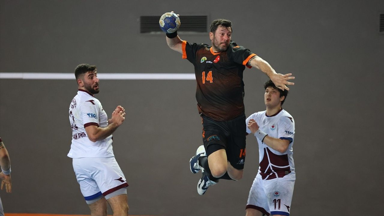 Hentbol Erkekler Süper Lig: Trabzon ve Köyceğiz Eşitliği Sağladı