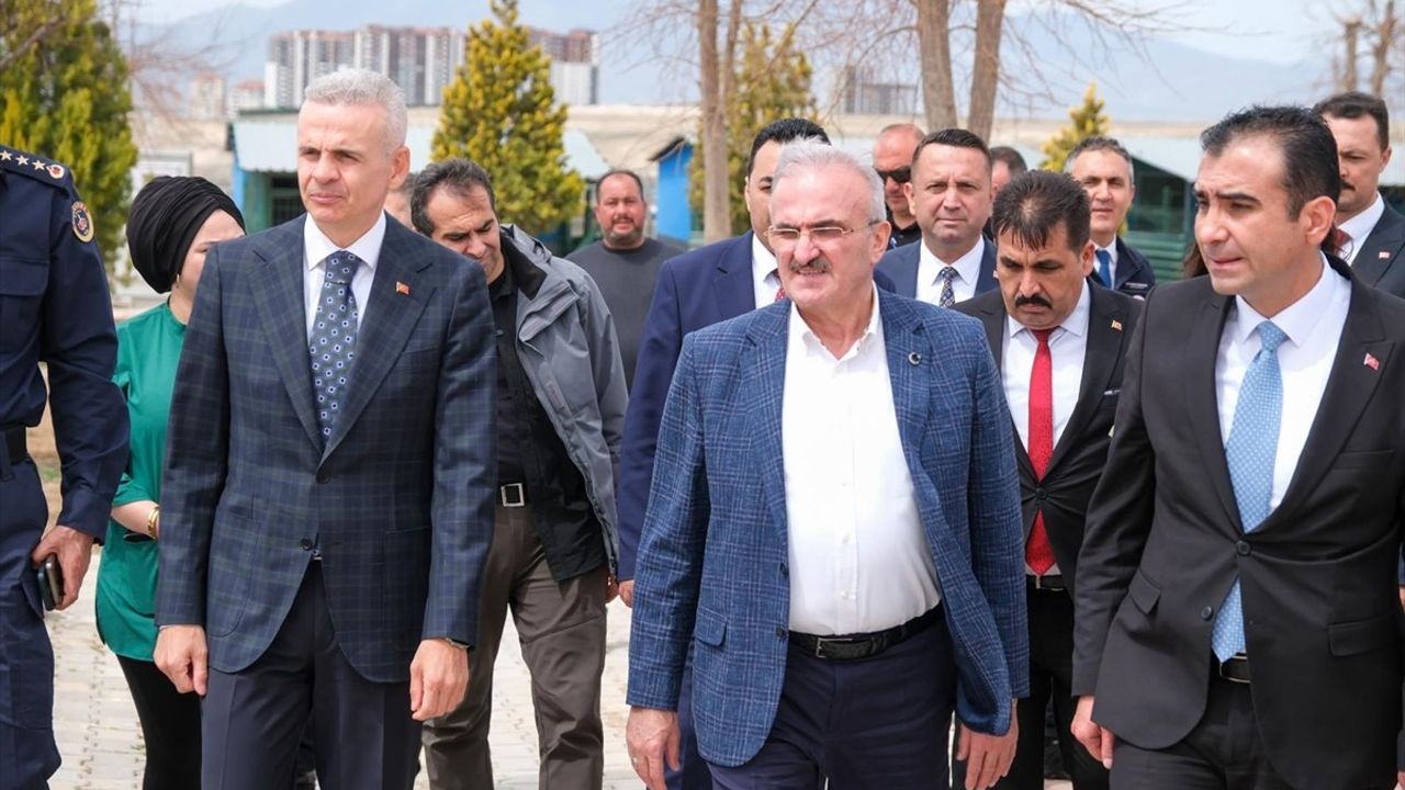 İçişleri Bakan Yardımcısı Münir Karaloğlu'nun Karaman Ziyareti