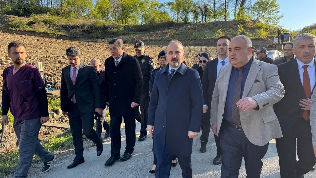 İçişleri Bakan Yardımcısı Turan, Bartın'da Sokak Hayvanları Sorununu Değerlendirdi