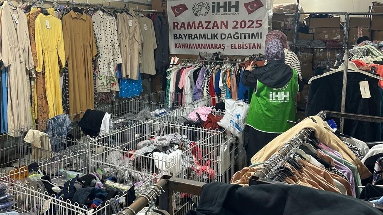 İHH, Türkiye'de 800 Binden Fazla Kişiye Ramazan Yardımı Ulaştırdı