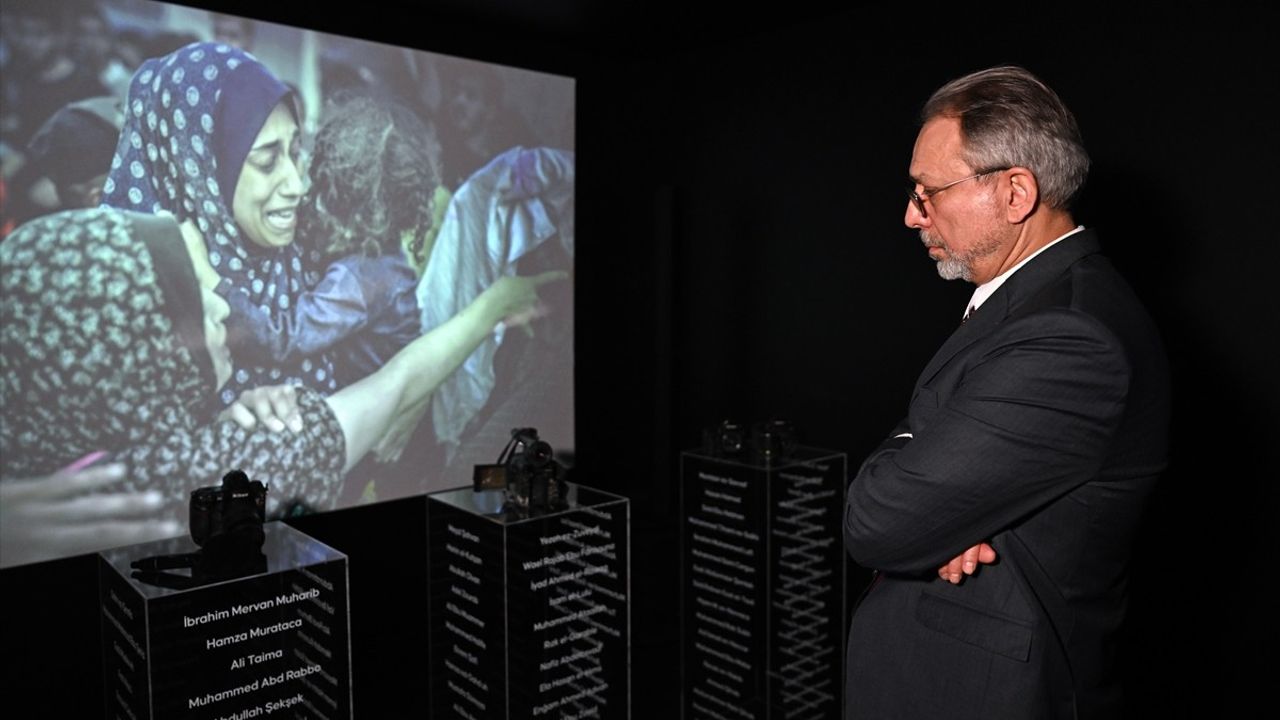 İİT Genel Sekreteri'nin İslamofobi Özel Temsilcisi Paçacı, Müslüman Karşıtlığına Dikkat Çekti