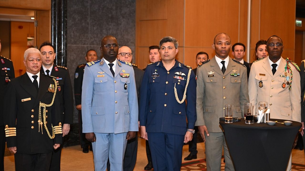 İran'ın Ankara Büyükelçiliği, Ordu Günü'nün 46. Yıl Dönümünü Kutladı