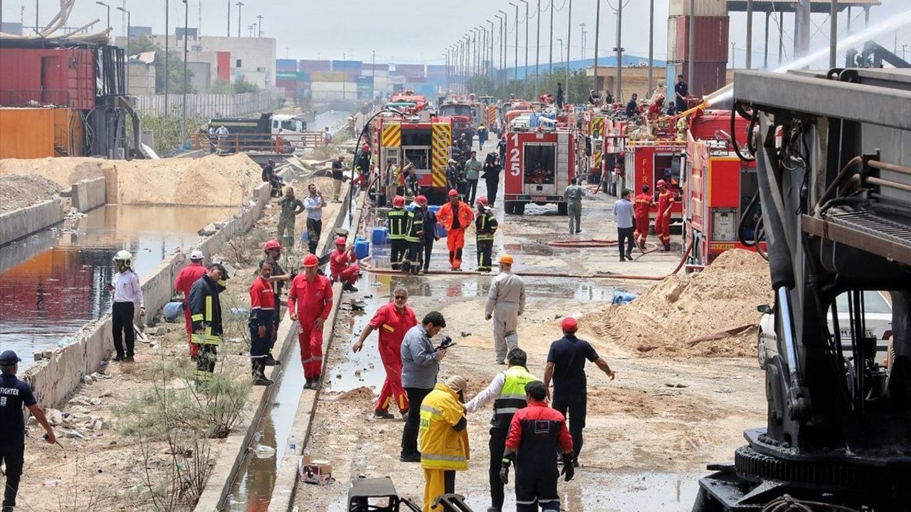 İran'ın Bender Abbas Limanı'ndaki Patlama: Can Kaybı 40'a Yükseldi