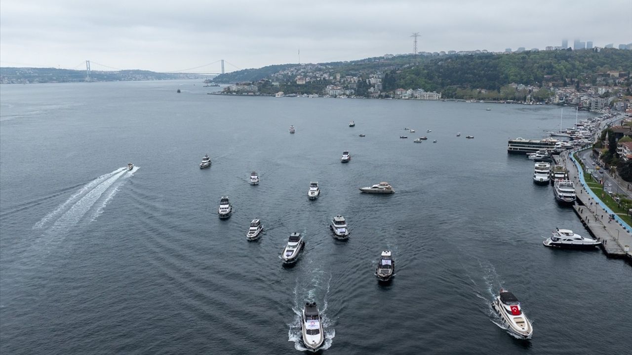 İstanbul'da Şehit ve Gazi Çocukları İçin Boğaz Turu Düzenlendi