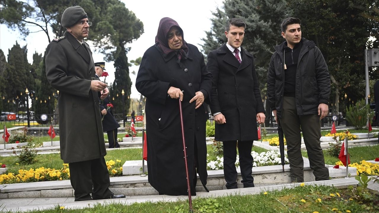 İstanbul'da Şehitler, Polis Haftası'nda Anıldı