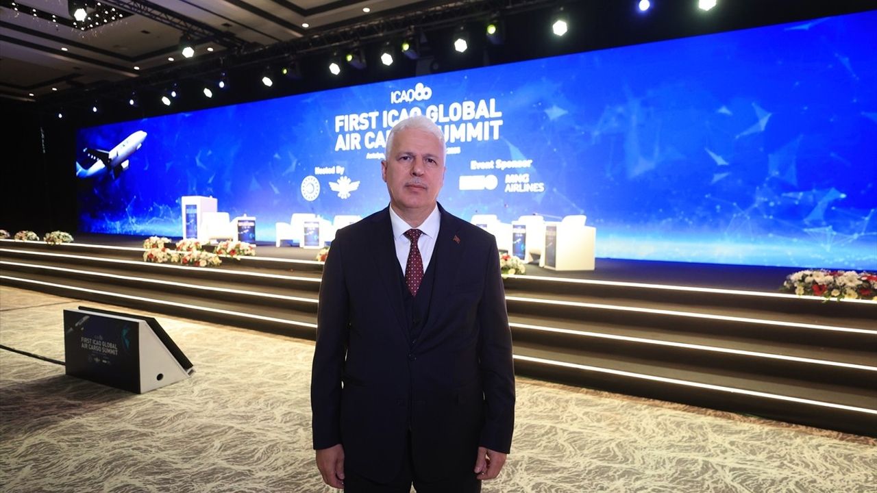 İstanbul Havalimanı Hava Kargo Taşımacılığında Dağıtım Merkezi Olmayı Hedefliyor