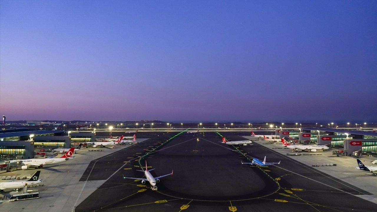 İstanbul Havalimanı'nda Eş Zamanlı Üçlü Bağımsız Pist Operasyonu Başlıyor