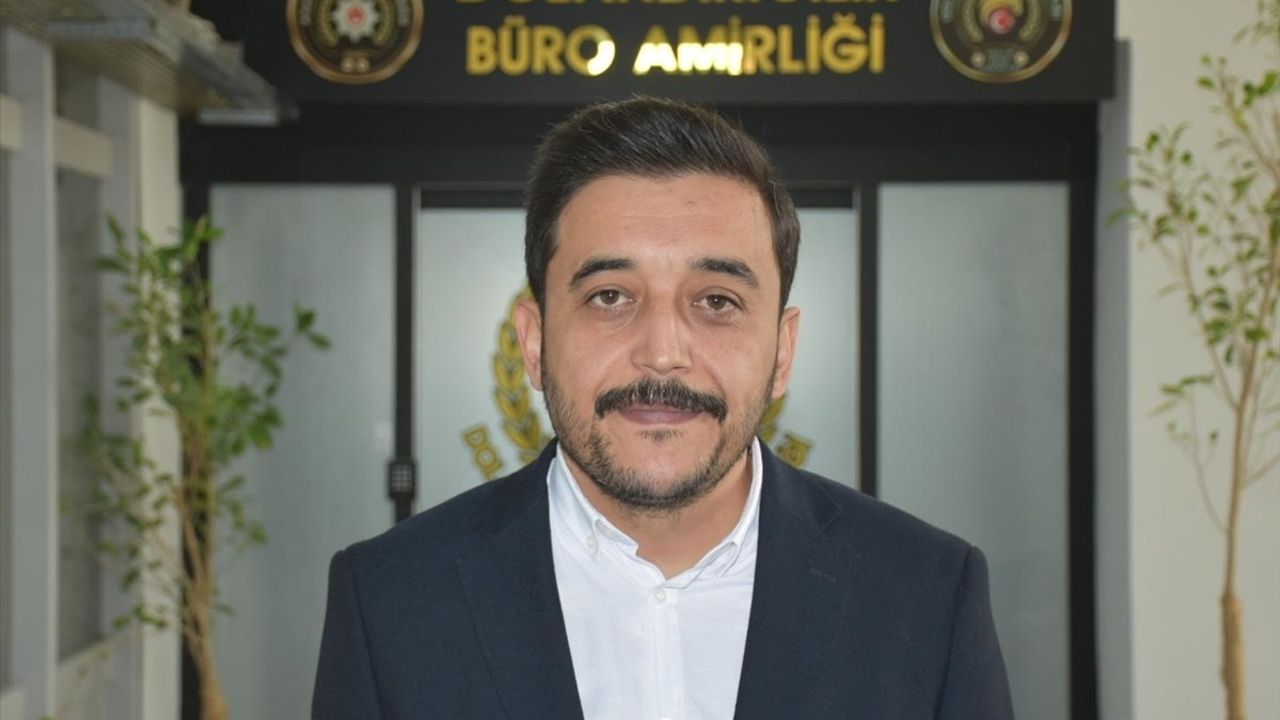 İzmir'de Dolandırıcılık Operasyonu: 7 Şüpheli Gözaltında