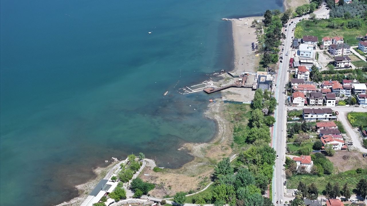 İznik, Birinci İznik Konsili'nin 1700. Yılı Dolayısıyla Önemli Bir Ayine Hazırlanıyor