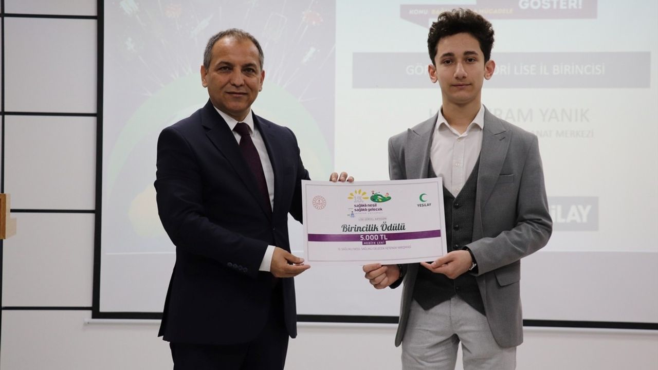 Kahramanmaraş'ta 'Sağlıklı Nesil Sağlıklı Gelecek Yarışması' Ödül Töreni Düzenlendi