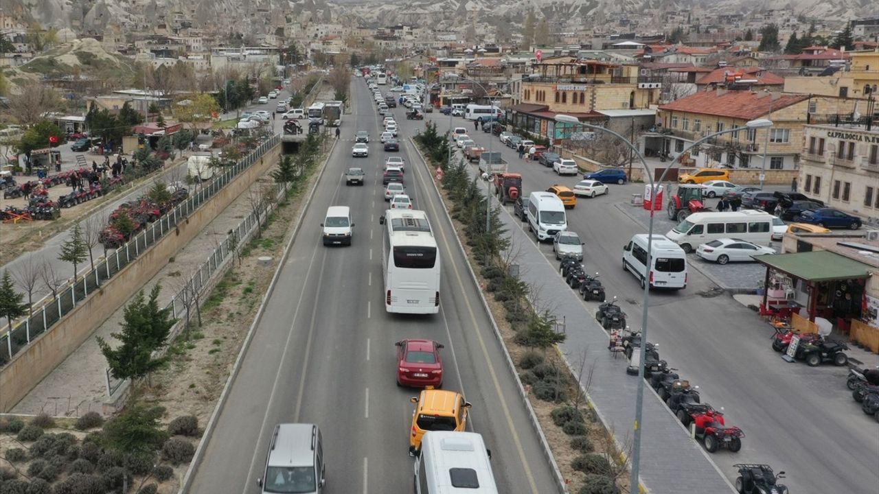 Kapadokya'da Bayram Tatili Nedeniyle Yerli Turist Yoğunluğu