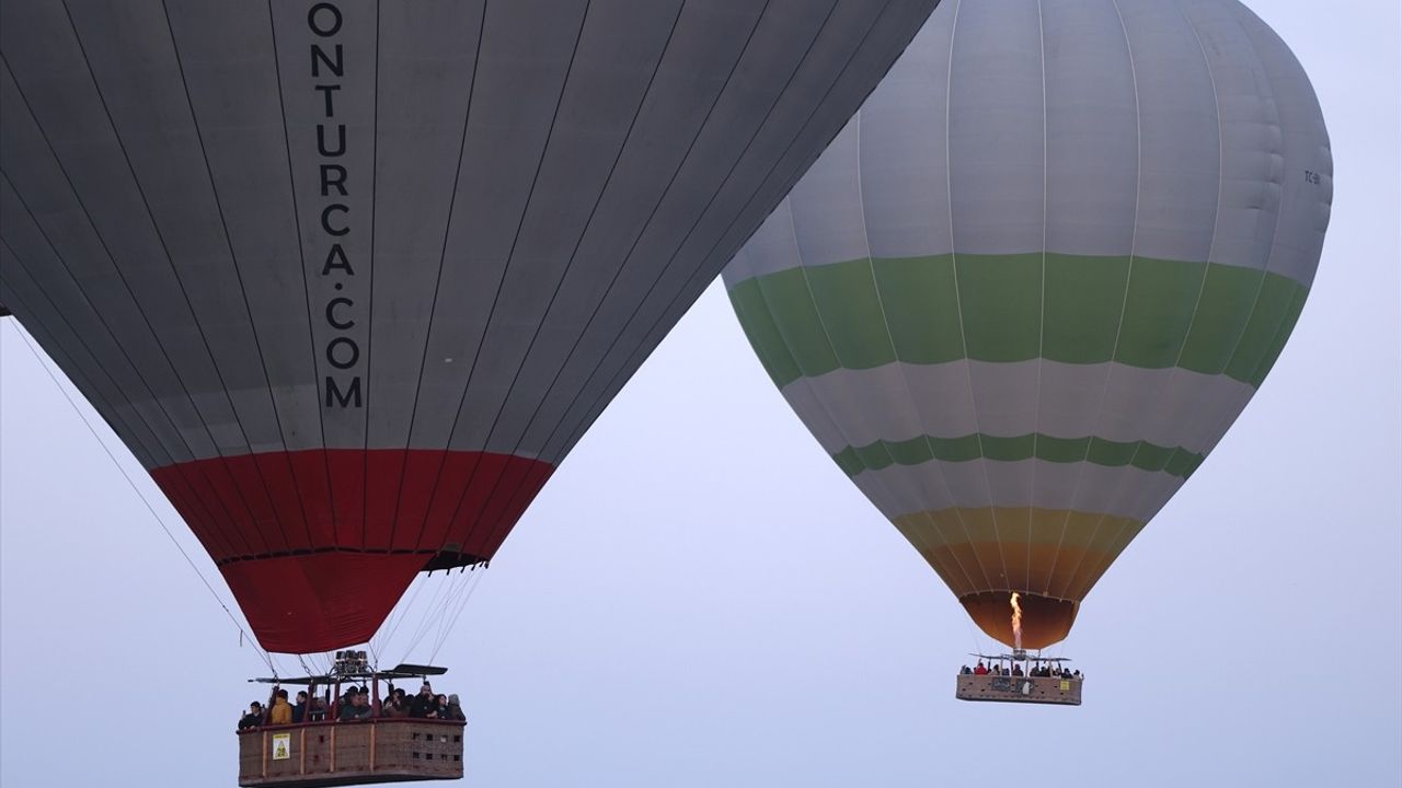 Kapadokya'da Sıcak Hava Balonlarıyla 10 Yılda 5 Milyon Turist Havalandı
