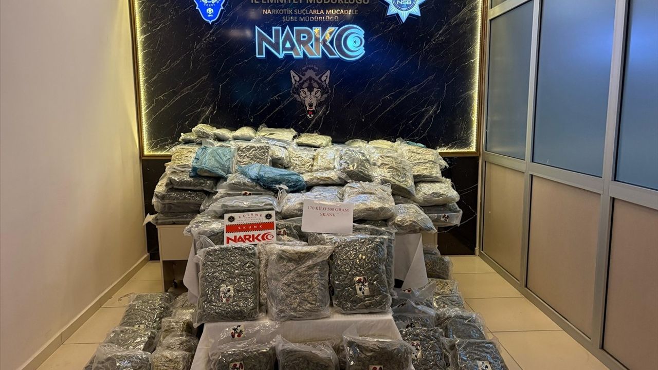 Kapıkule'de Uyuşturucu Operasyonunda 171 Kilogram Uyuşturucu Ele Geçirildi