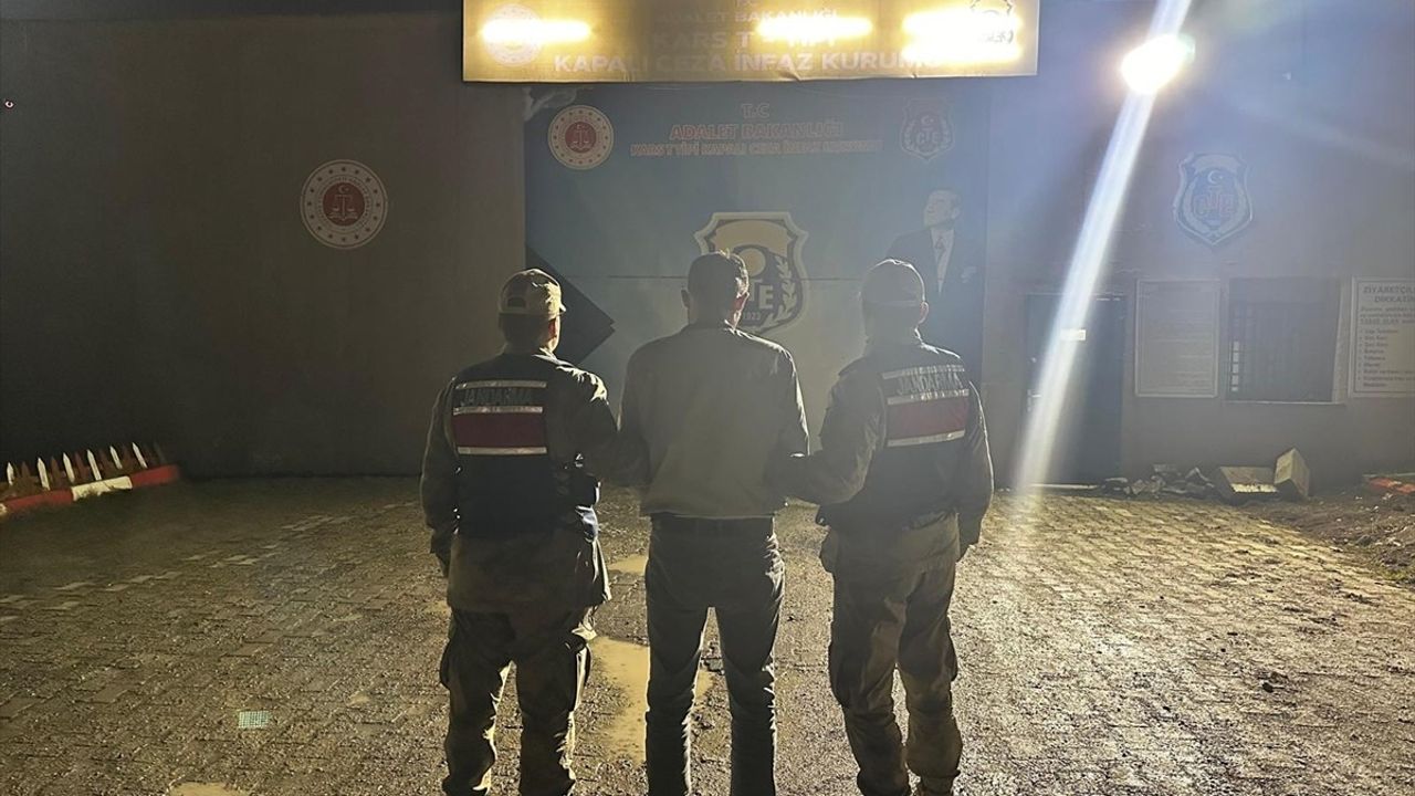 Kars'ta İnan Uyruklu Şüpheli, Mide ve Bağırsaklarında Uyuşturucu ile Tutuklandı