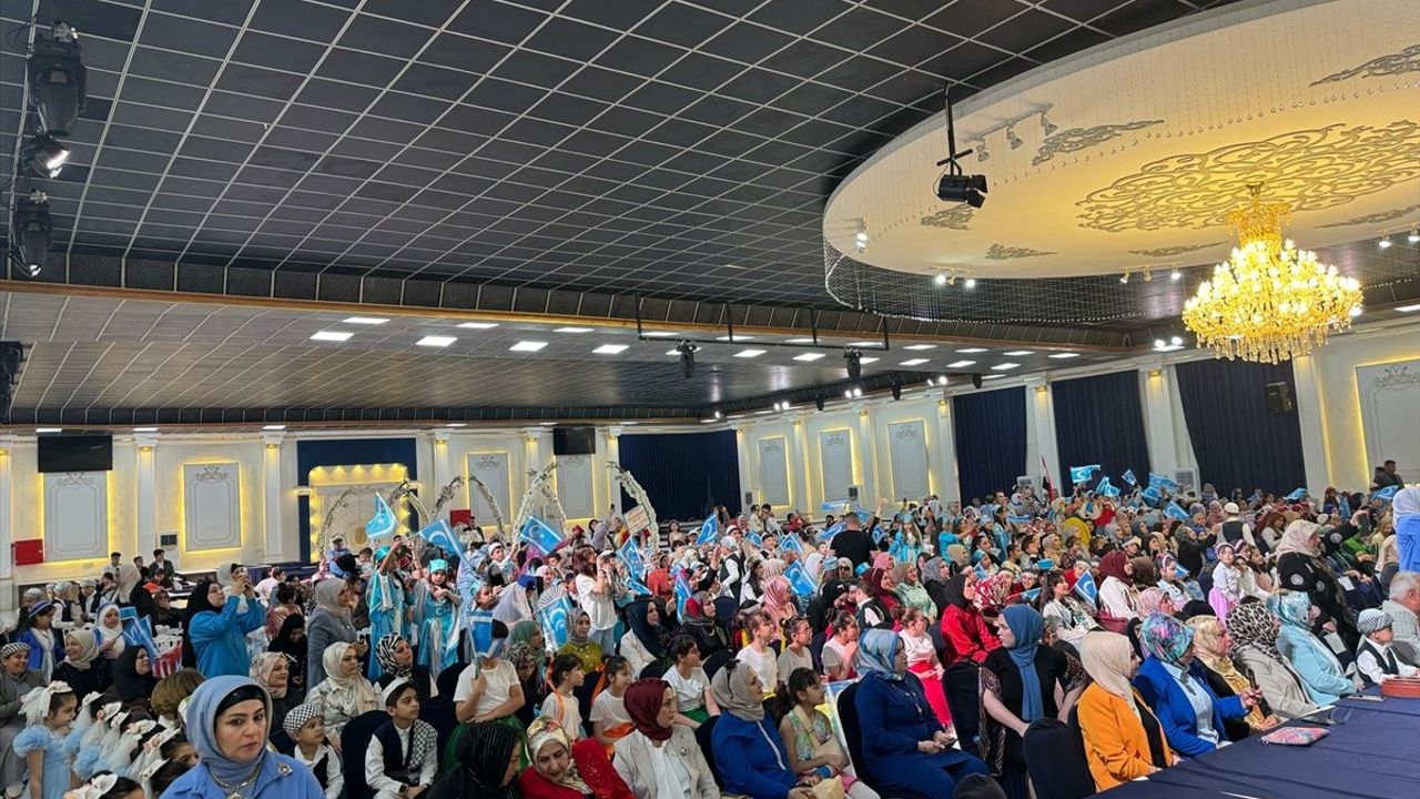 Kerkük'te 23 Nisan Ulusal Egemenlik ve Çocuk Bayramı Coşkuyla Kutlandı