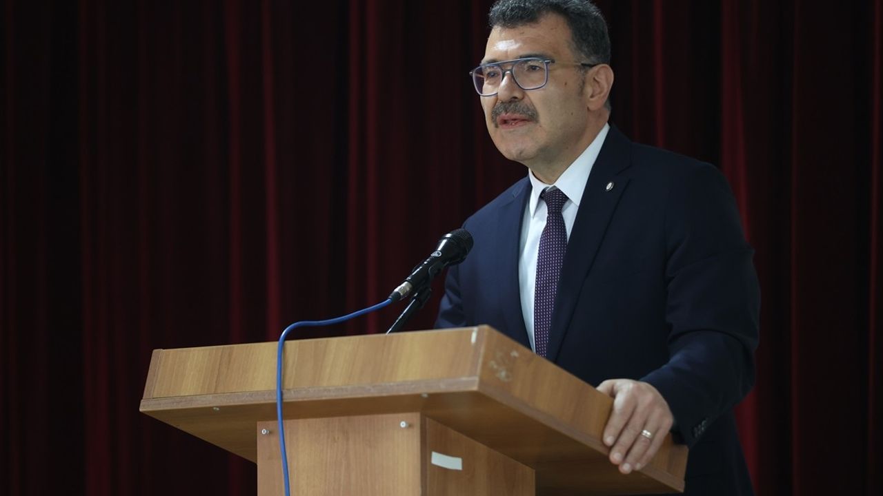 Kırklareli'nde Genç İnsan Kaynağı Konferansı Düzenlendi