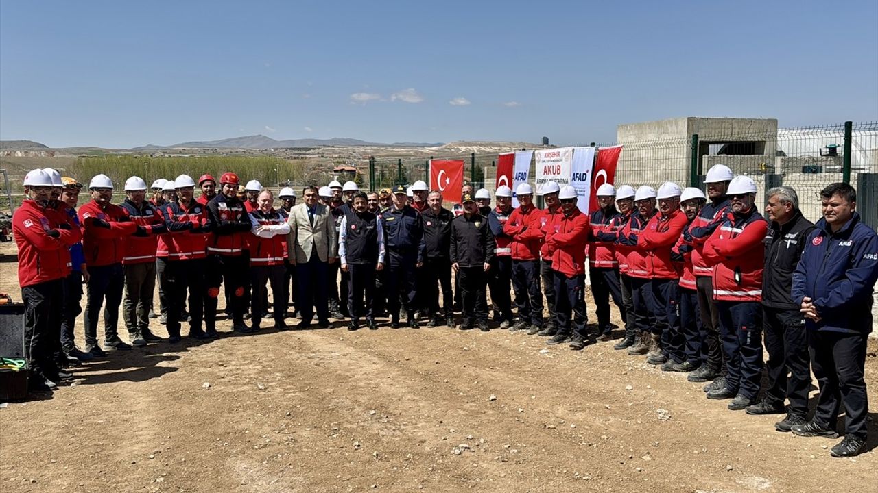 Kırşehir'de MEB AKUB Ekibi Arama Kurtarma Tatbikatı Gerçekleştirdi