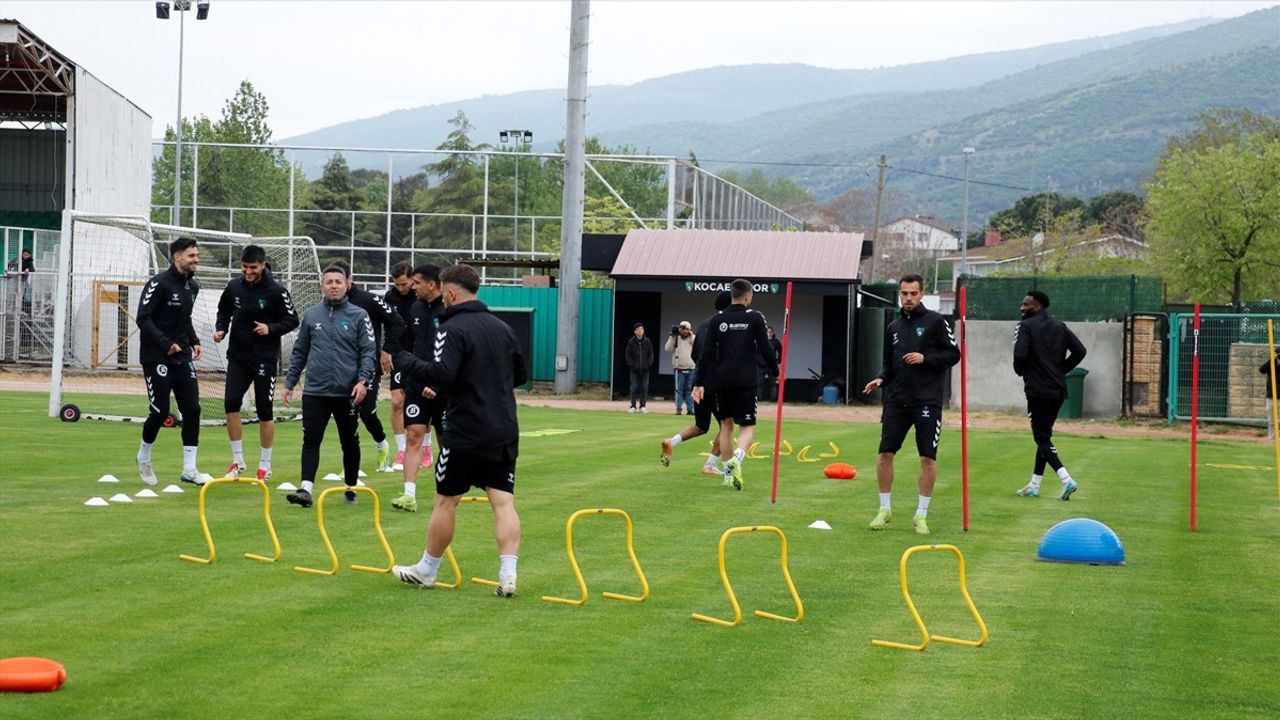 Kocaelispor, Boluspor Maçı Hazırlıklarına Devam Ediyor