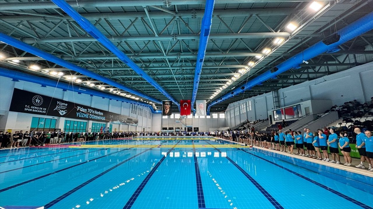 Konya'da Sualtı Hokeyi Türkiye Şampiyonası Açılışı Yapıldı