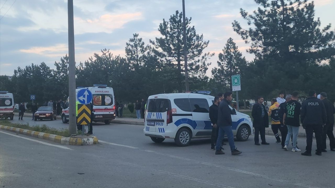 Konya'da Trafik Kazası: 1'i Çocuk 3 Kişi Yaralandı