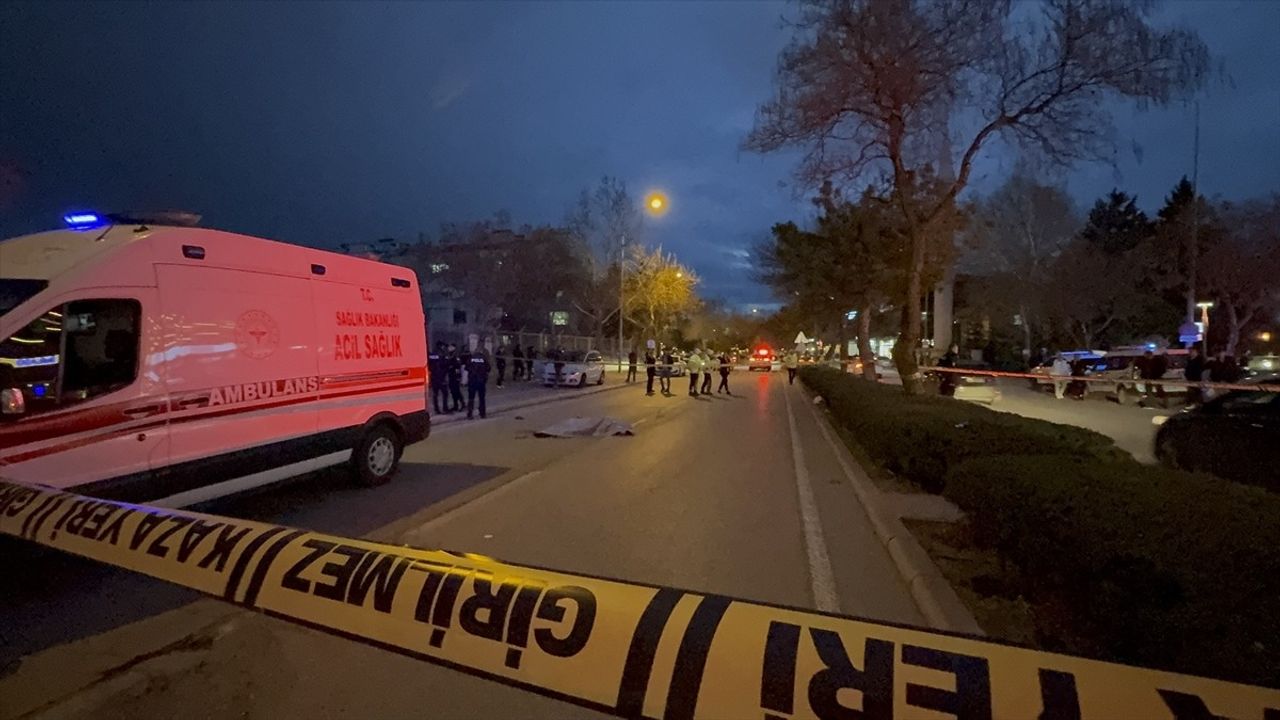 Konya'da Yolun Karşısına Geçmek İsterken Kaza: Bir Kadın Hayatını Kaybetti