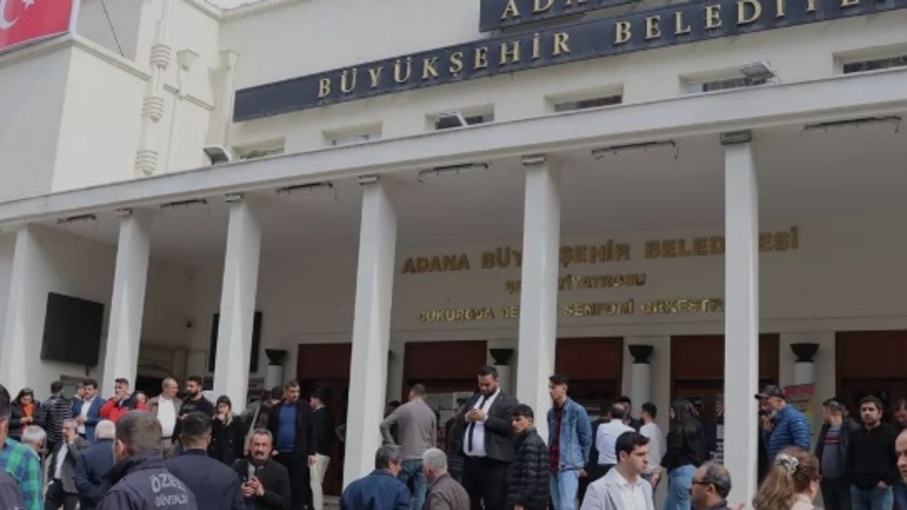 Kozan Belediyesi'nden Öğrencilere Yaz Boyu Ücretsiz Yüzme Kursu Müjdesi