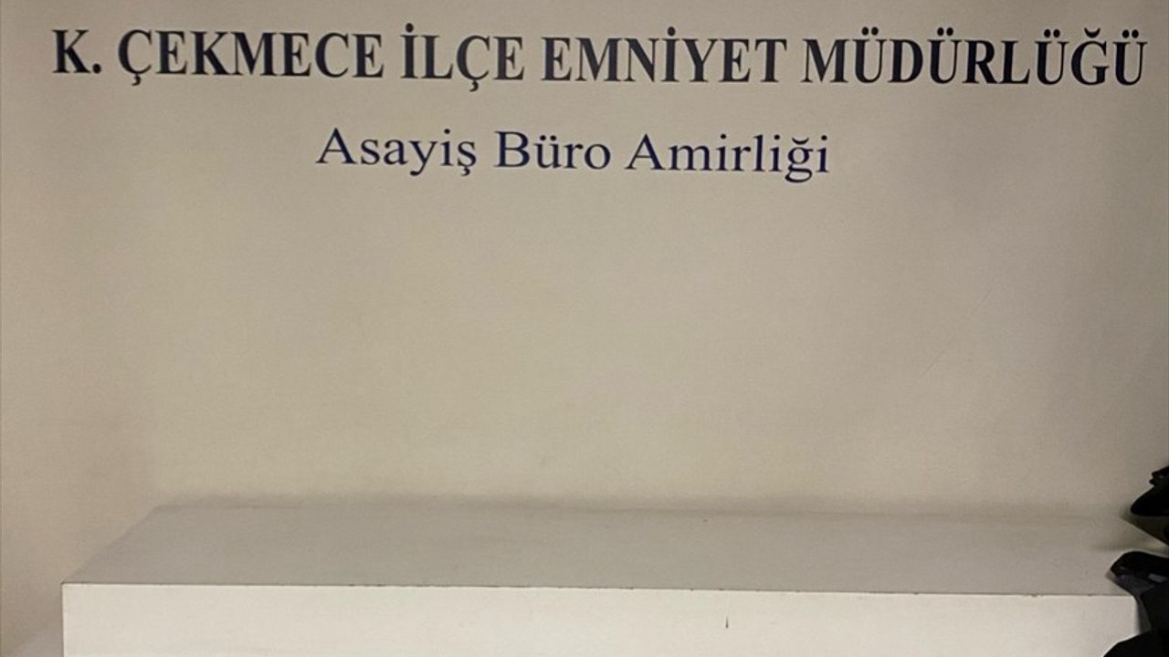 Küçükçekmece'de Kumar Borcu Nedeniyle Gerçekleştirilen Silahlı Saldırıya İlişkin Üç Şüpheli Gözaltına Alındı