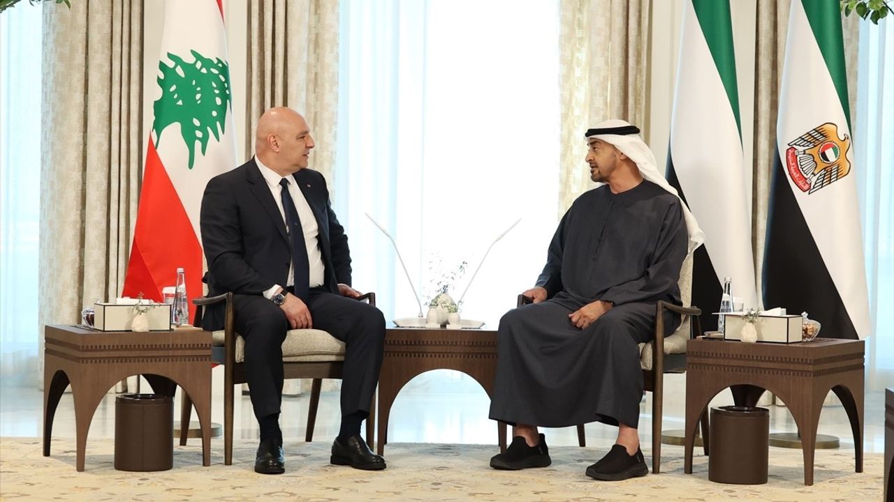 Lübnan Cumhurbaşkanı Avn, BAE Devlet Başkanı Bin Zayid ile İkili İlişkileri Görüştü