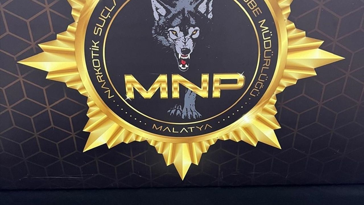 Malatya'da Uyuşturucu Operasyonunda İki Zanlı Tutuklandı