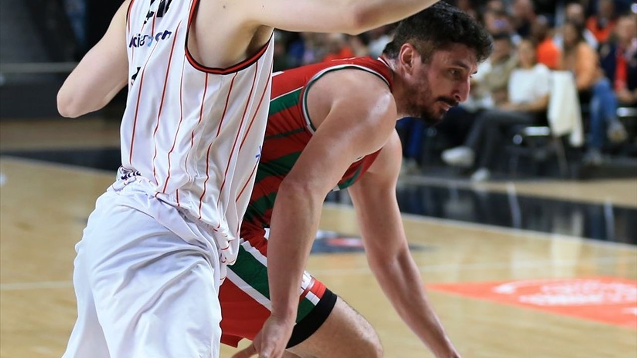 Manisa Basket Divissa, Karşıyaka'yı 100-79 Mağlup Etti