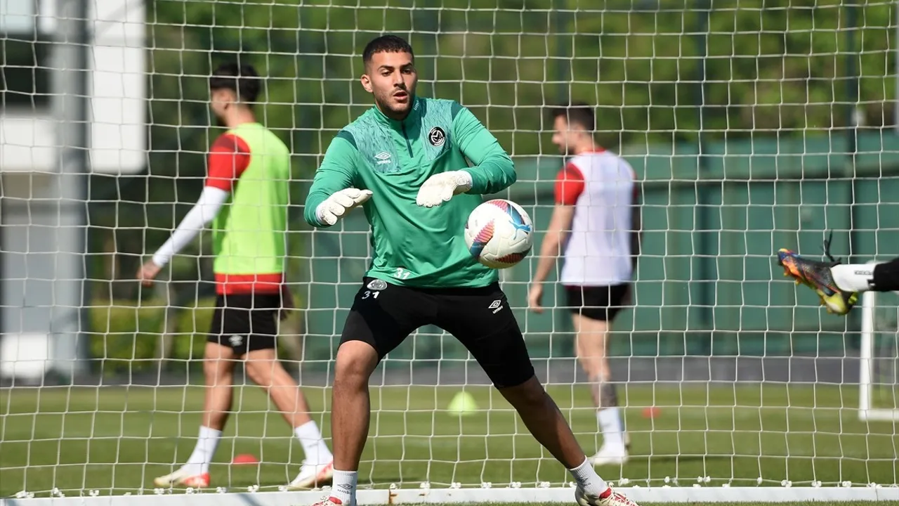 Manisa FK, Teksüt Bandırmaspor Maçına Hazırlanıyor