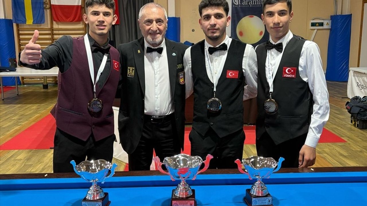 Milli Bilardocular İspanya'da Bronz Madalya Kazandı