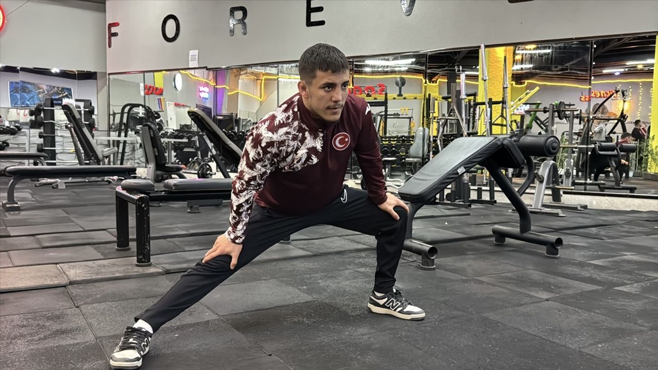 Milli Güreşçi Tolga Özbek, Olimpiyat Hedefiyle Çalışmalarını Sürdürüyor