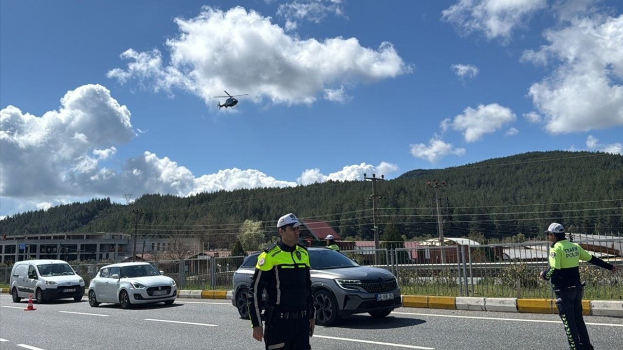 Muğla'da Helikopter Destekli Trafik Denetimi Gerçekleştirildi