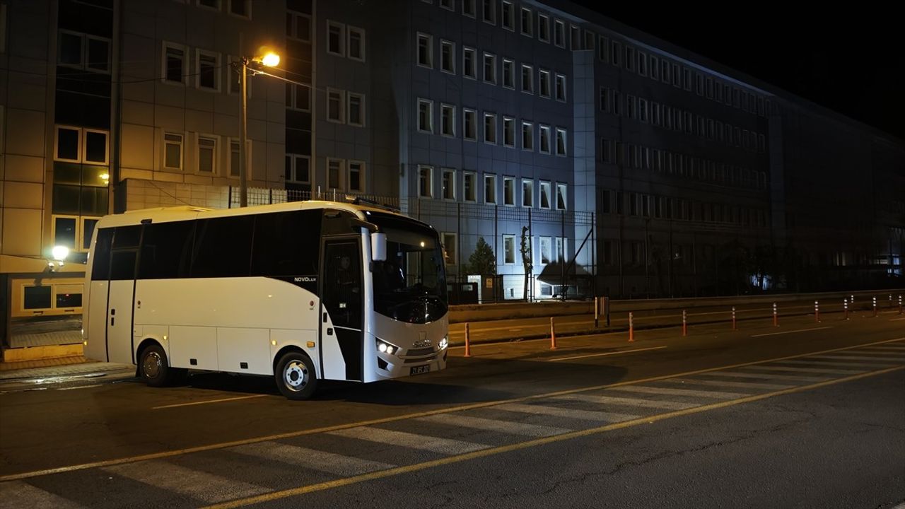 Narin Güran Cinayetinde Davanın Devamı: 12 Sanık ve 3 Çocuk Yargı Önünde