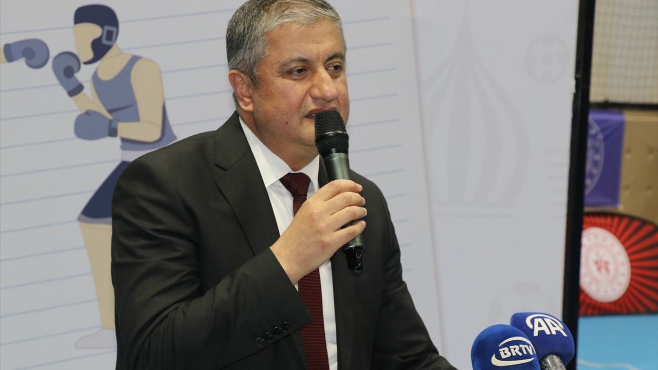 Okul Sporları Gençler Türkiye Boks Birinciliği Karabük'te Başladı