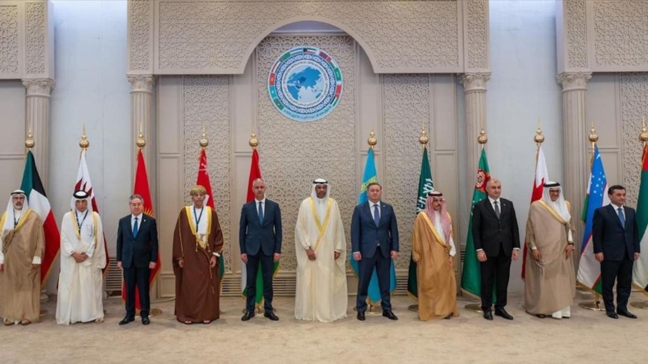 Orta Asya-Körfez Arap Ülkeleri Dışişleri Bakanları 3. Toplantısı Kuveyt'te Gerçekleştirildi