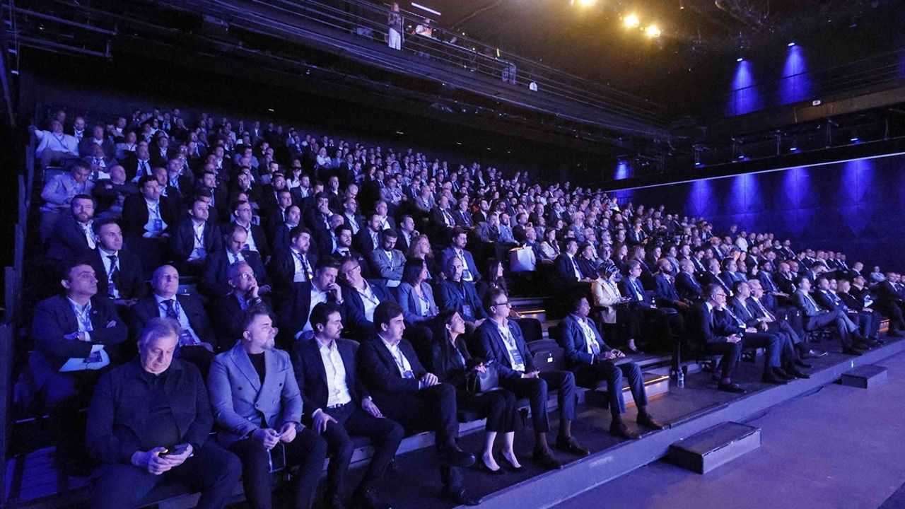 Otomotiv Satış Sonrası Sektörü Aftermarket Zirvesi’nde Bir Araya Geldi