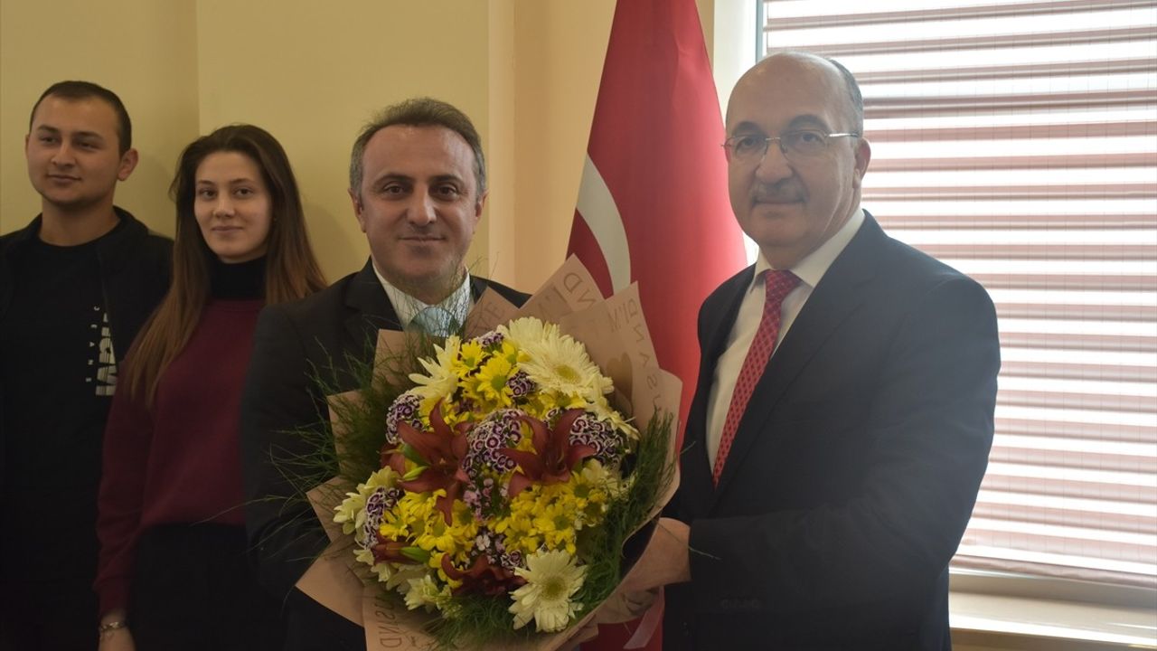Prof. Dr. Oktay Yıldız Gümüşhane Üniversitesi Rektörlüğüne Atandı