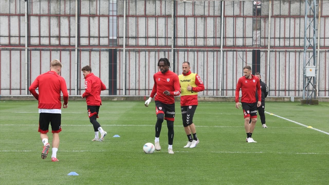 Reeder Samsunspor, Onvo Antalyaspor Maçına Hazırlıklarını Sürdürüyor