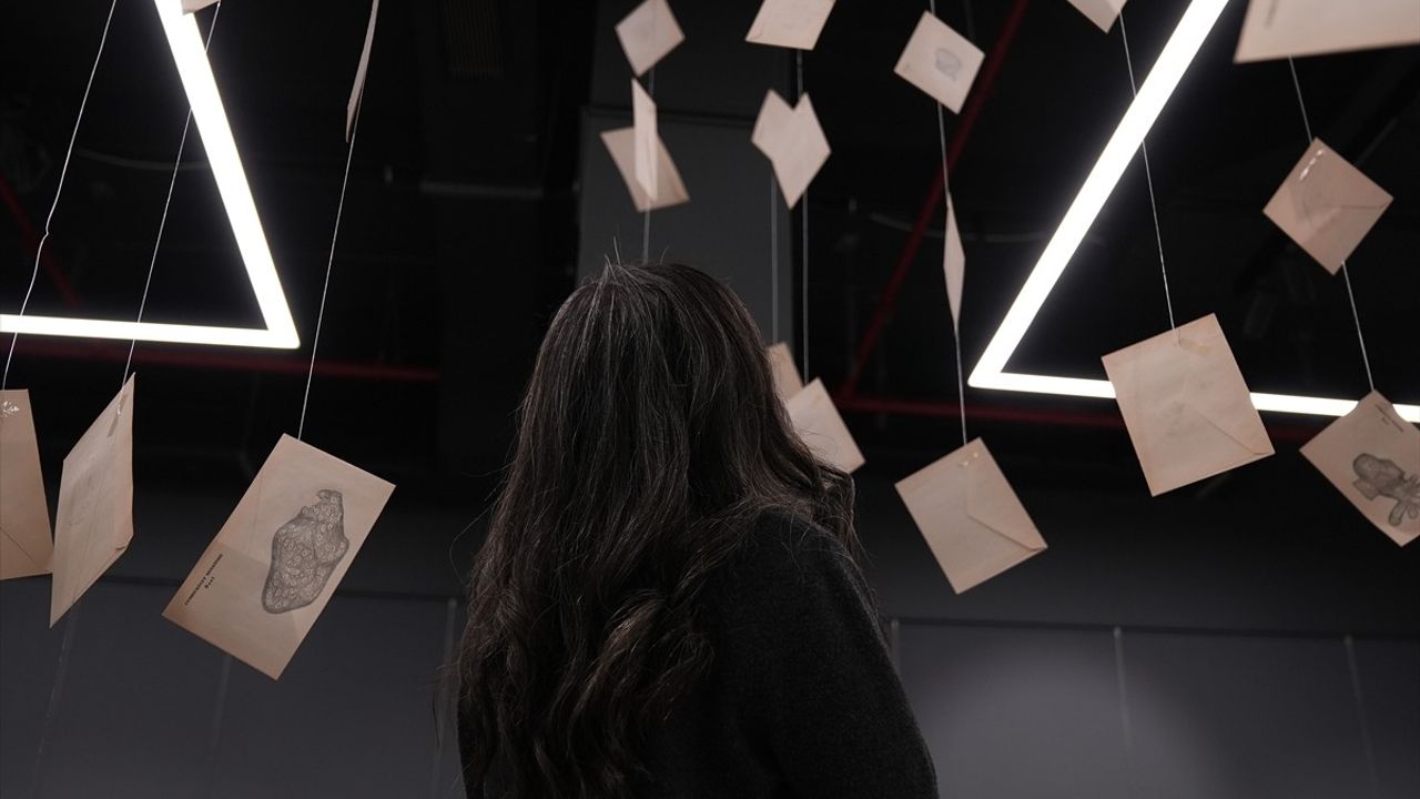 Remzi Yılmaz'ın 'Sessizliğin Yankıları' Sergisi Açıldı