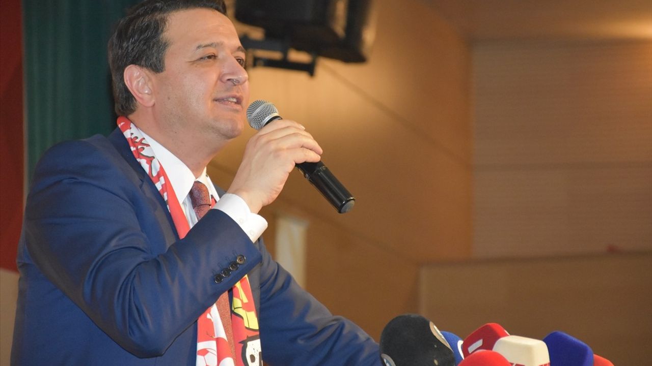 Saadet Partisi Genel Başkanı Arıkan, Eskişehir'de Duygulandıran Bir Konuşma Yaptı