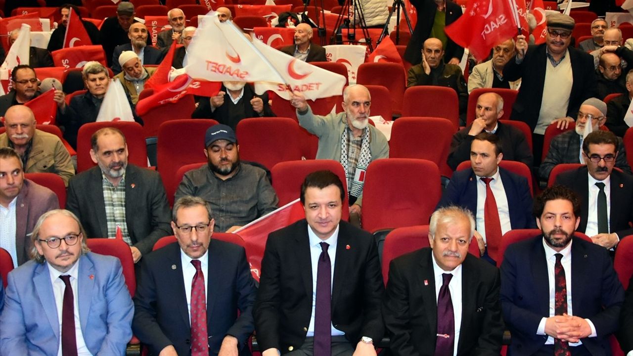 Saadet Partisi Genel Başkanı Mahmut Arıkan, Kırıkkale Kongresi'nde Ülke Gündemine Dair Sert Açıklamalarda Bulundu