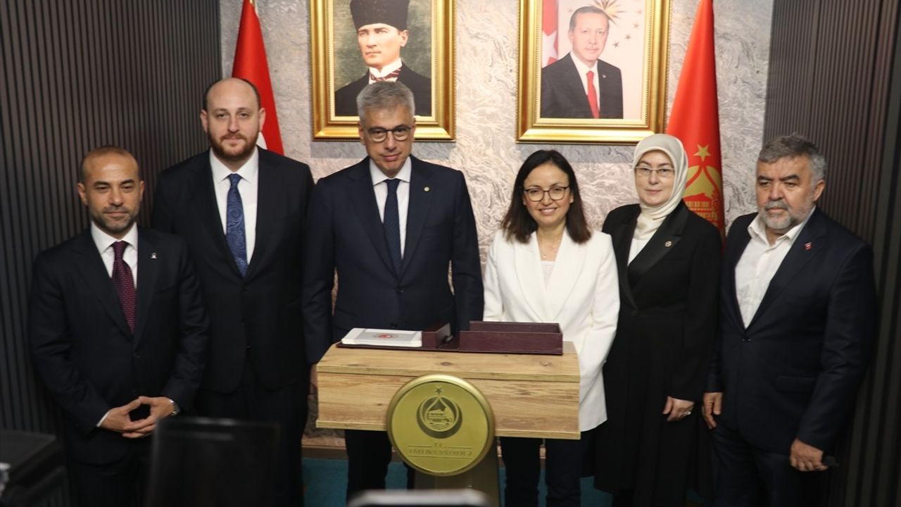 Sağlık Bakanı Memişoğlu Yalova'da Aile ve Sağlık Üzerine Önemli Açıklamalarda Bulundu