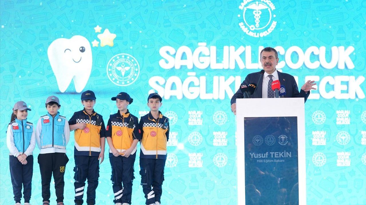 Sağlık Bakanlığı ve Milli Eğitim Bakanlığı'ndan 'Sağlıklı Çocuk Sağlıklı Gelecek' Programı